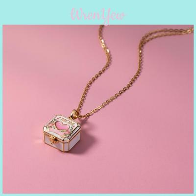 Geometric Pendant Necklace With Gold Plating For Fashionable Women And Men