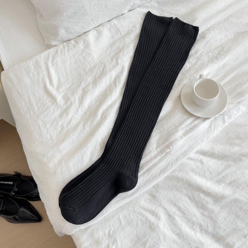 

AMUSIVE Однотонные гольфы выше колена, 3D полоска, Универсальные носки для ботинок, Простой колледжский стиль, Дышащее нижнее белье One Size чёрный