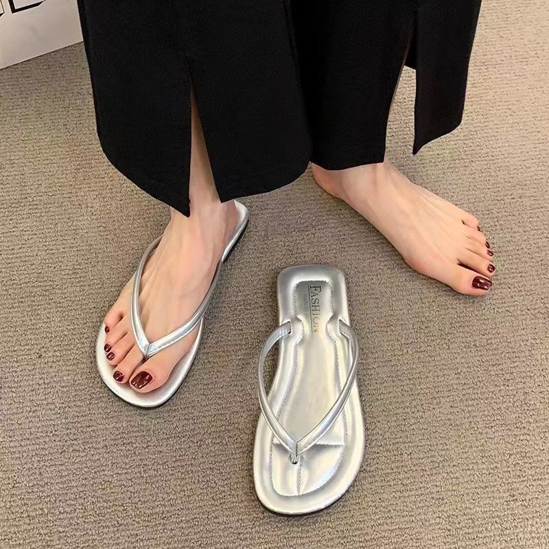Flip-flops Women's Summer Wear Fashion New Flat-bottomed Sandals Sandals Beach Shoes