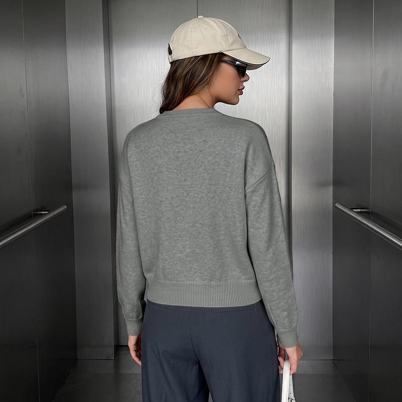 2026 Autumn/Winter Loose Pipa Button Long Sleeve Sweater with European-American Style
