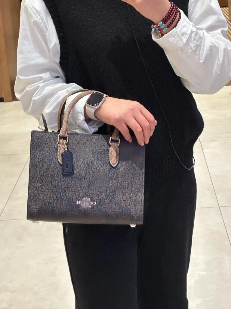 Koujia Maggie Módní kabelka tote a crossbody s velkou kapacitou pro ženy