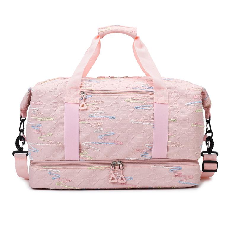 Quilted Travel Duffel Bag for Women Large Capacity Weekend Trip Bag with Multiple Compartments and Shoulder Strap розовый