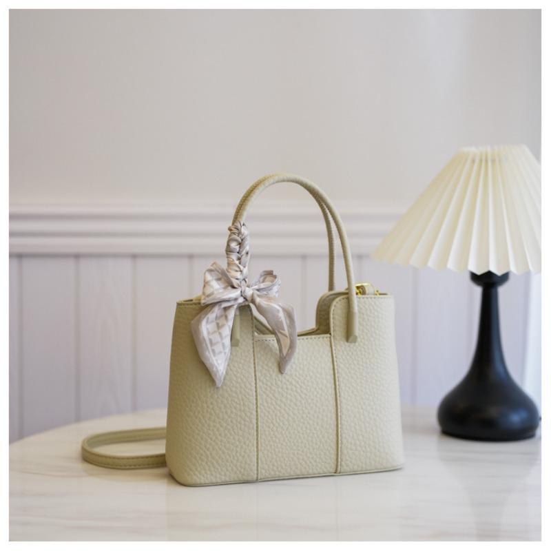 

Today s popular bags are women s summer versatile new casual messenger bags and women s portable bucket bags.