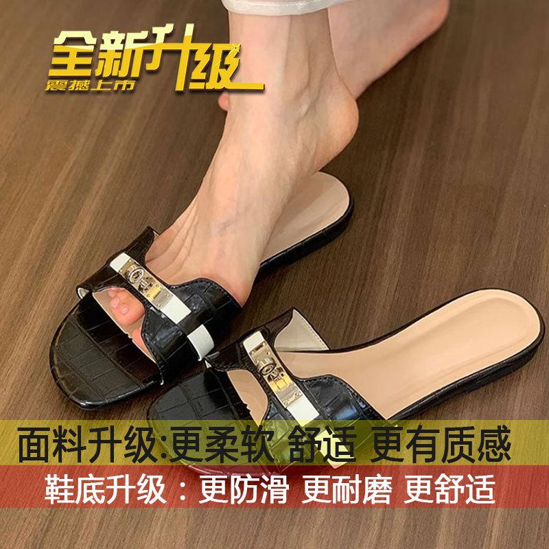 

Soft leather version~ Small gold buckle sandals soft bottom beach slippers women s 2025 new summer wear one-word slippers 35