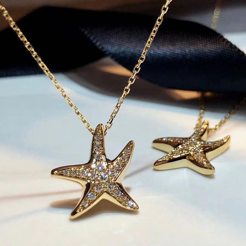 Ladies' Starfish Pendant Necklace Collarbone Chain, Exquisite and Elegant Collarbone Chain, Suitable for Daily Wear and Beach Vacations
