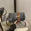 Niche Design High-end Baguette Bag Shoulder Messenger Bag Casual Versatile Texture Commuter Bag Women