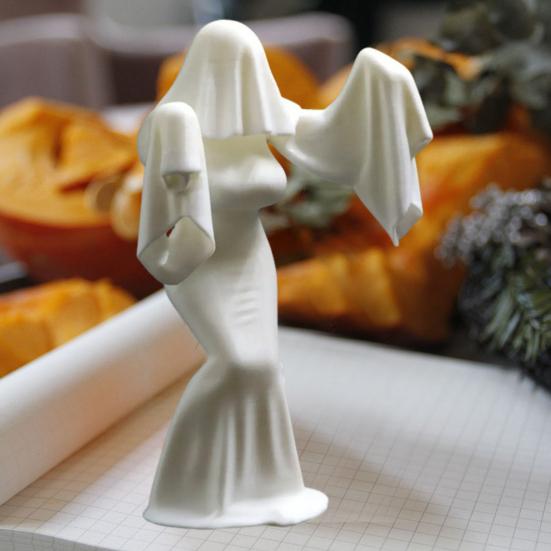 Halloween Ghost Bride Statue 3D Printed White Ghost Sculpture Tabletop Ornament for Yard Garden Lawn Indoor Outdoor Decor