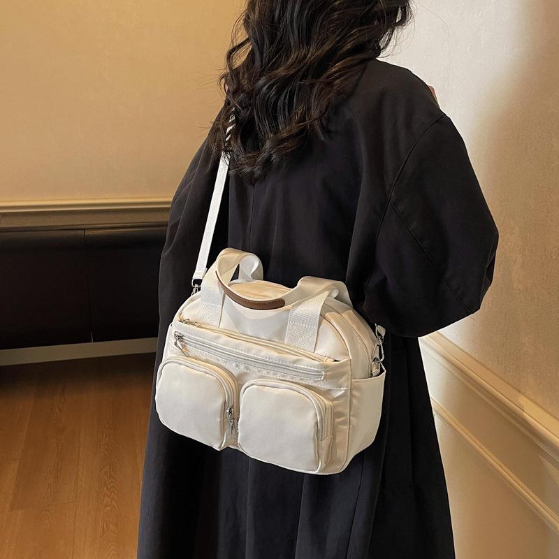 2025 New Fashion Versatile Casual Large-Capacity Shoulder Bag Commuter Trend Multi-Pocket Lightweight Handheld Crossbody Bag