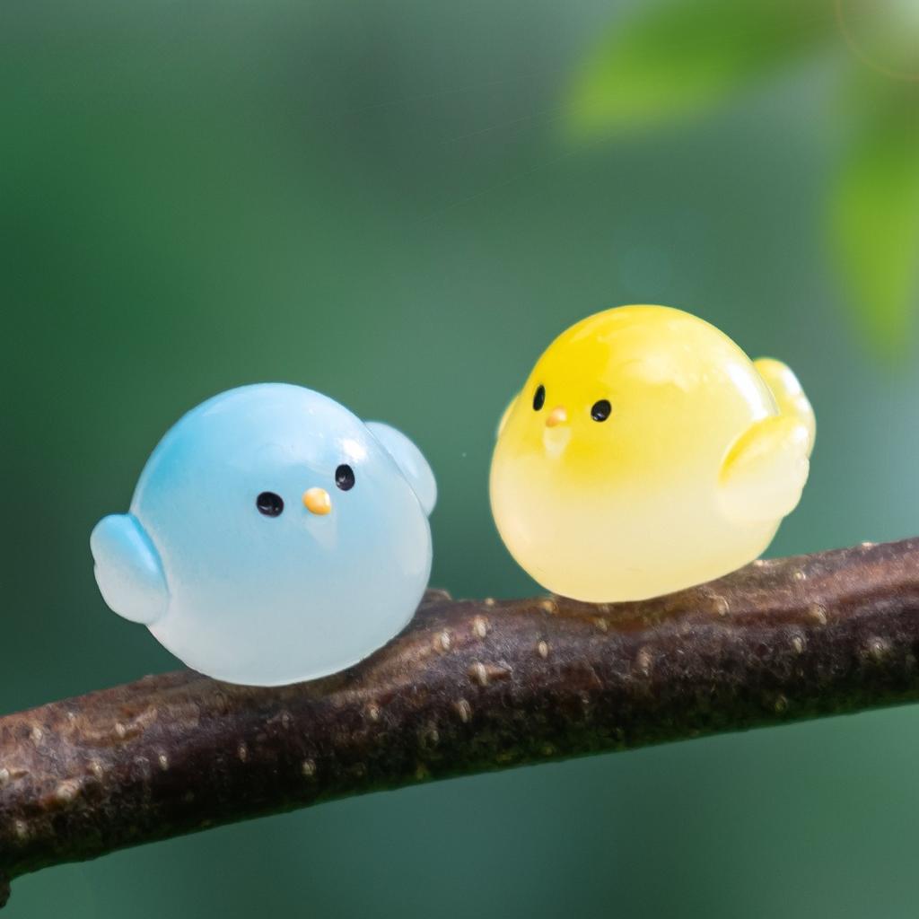 50Pcs Luminous Mini Resin Cute Small Skylark Chicken Figurine Micro Landscape Fairy Garden Miniatures Home Decor Diy Accessories