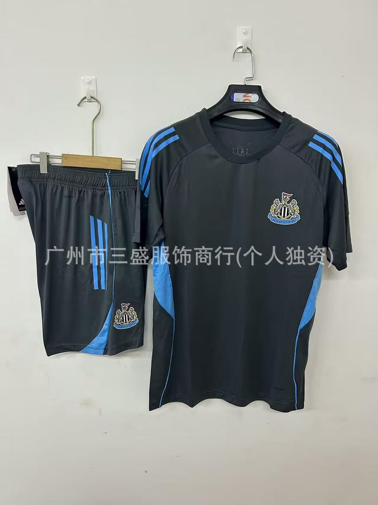 Wholesale 2526 unpopular jerseys Leeds United Aston Villa Benfica West Ham United training jersey football jersey