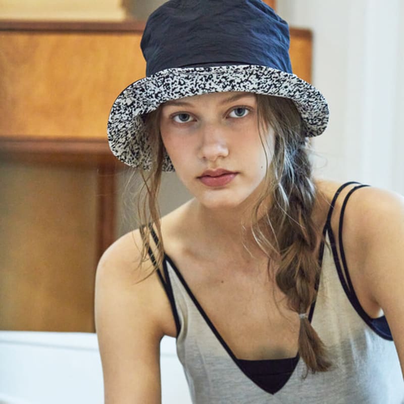 

ANA MAISON 2025 Реликвия Воскресная Шляпа [Воскресенье - Pm1423] black