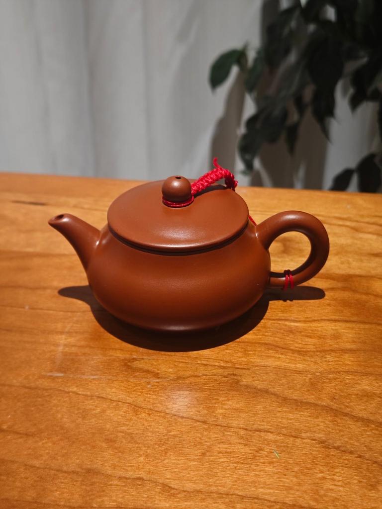 Ming Dynasty Yixing Zisha Teapot Set - Da Hong Pao Design, Customizable for Gifts