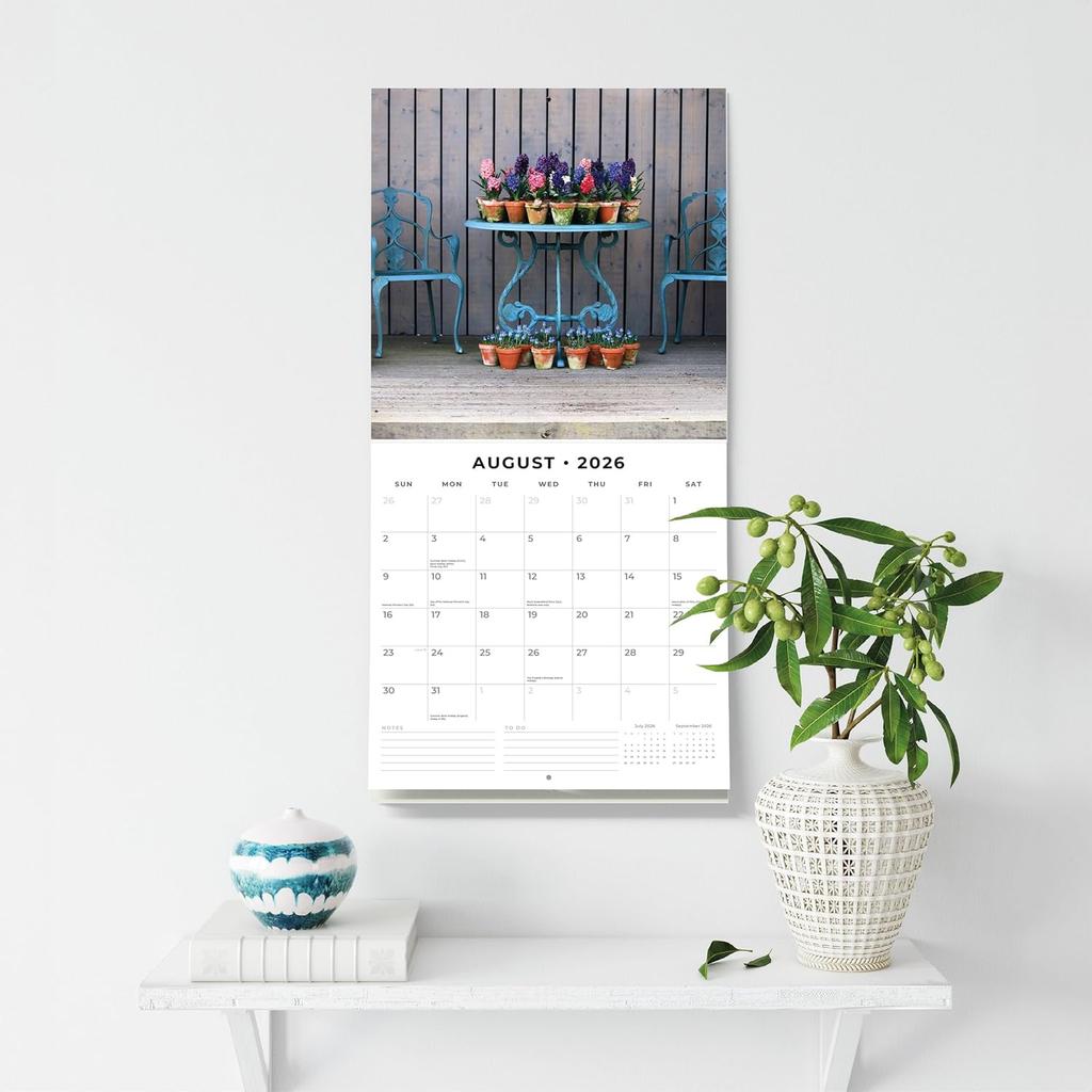 Red Robin 2026 Shabby Chic Monthly Wall Calendar | 12" x 24" Open | Premium Thick & Sturdy Paper | Hangable 12 Month Calendar | Lined Notes & To Do