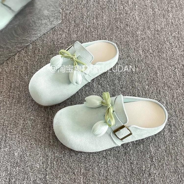 Baotou slippers women's new spring and summer fashion casual shoes in 2025 versatile cartoon belt buckle Boken shoes