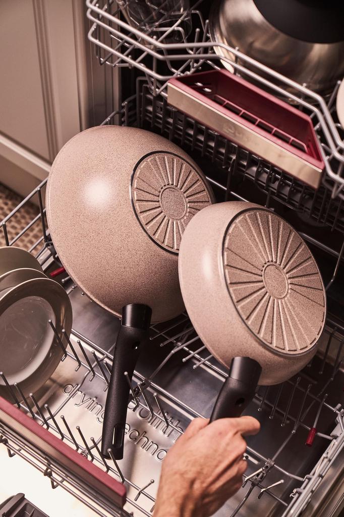 Ballarini Wok Ceramic Coating 28cm Made In IH Compatible Wok Japanese LEDRO "Ledro Italy" [Authorized Product] Z1027-801