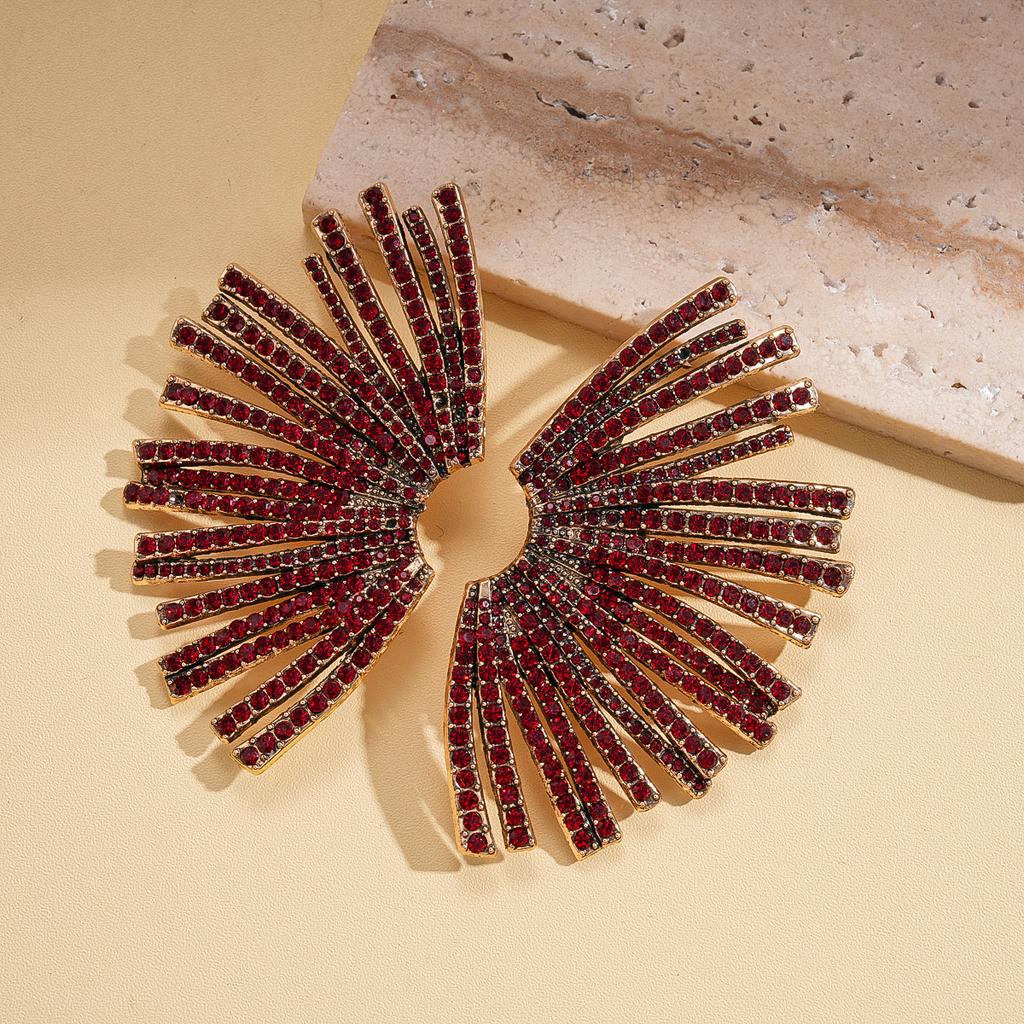 Boucles d'oreilles aiguille en acier géométriques exagérées style européen et américain serties de diamants boucles d'oreilles de luxe léger niche