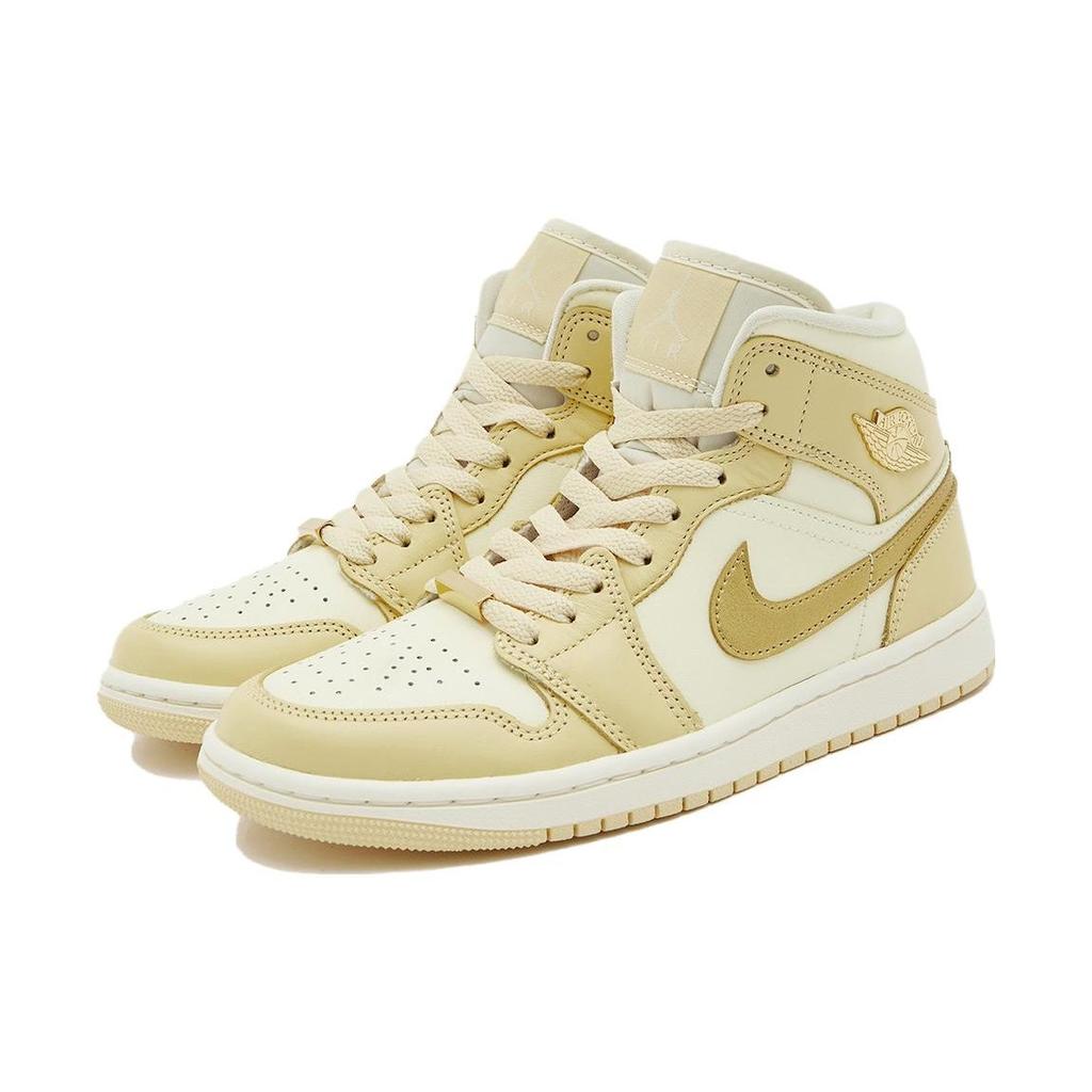 Baskets Air Jordan 1 Mid Pale Vanilla Gold pour Femmes Crème Métallique-Or Lait de Coco FB9892-200