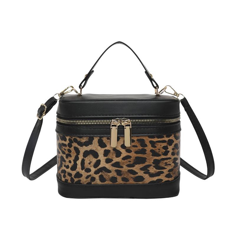 Street Style Stitching Faux Leather Box Bag, Women's Fashionable Zipper Shoulder Crossbody Purse