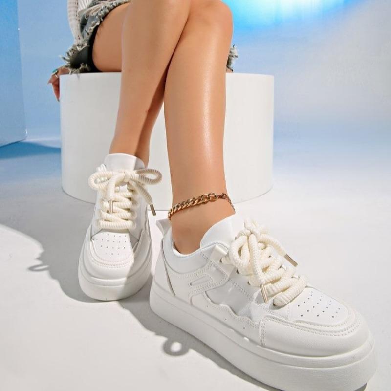 Fashion Plus Size 2025 Shoes Female Lace Up Women's Vulcanize Shoes Outdoor Platform Versatile Women Sneakers New Ladies Casual Shoes