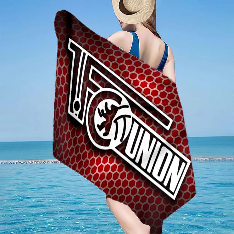 1 Stück Union Fußball-Emblem Strandtuch - Weiche, Saugfähige Mikrofaser, Leicht, Ideal für den Strand, Partys, Reisen, Camping, Geschenke für Fans