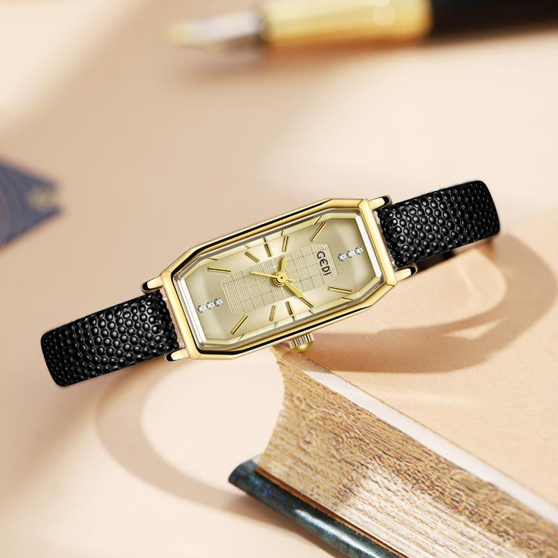 Retro Small Square Watch Niche High-End Waterproof Middle School Student Watch Small Leather Quartz Watch