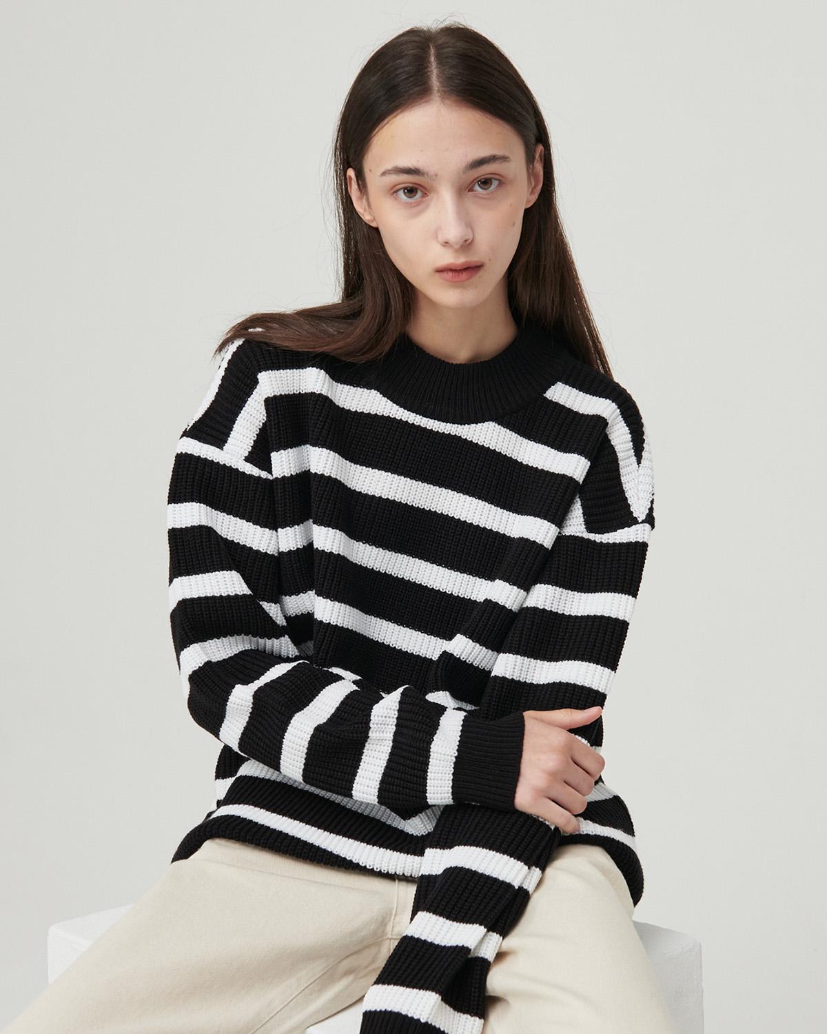 Awesome Studio Waffle Stripe Mock Neck Knit Black L