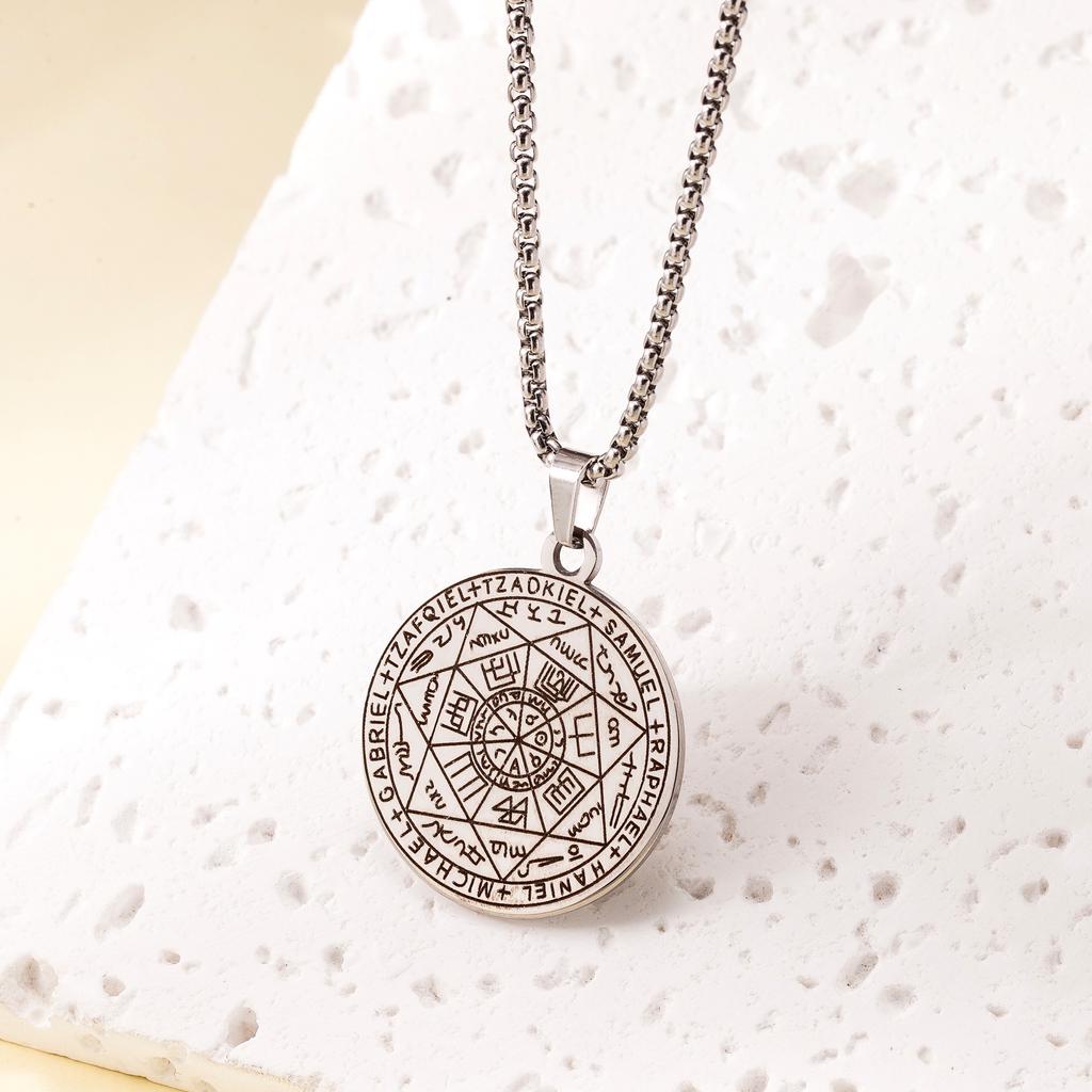 European and American Seven Angels Rune Pendant Trendy Men and Women Hip-hop Long Seven-pointed Star Round Necklace