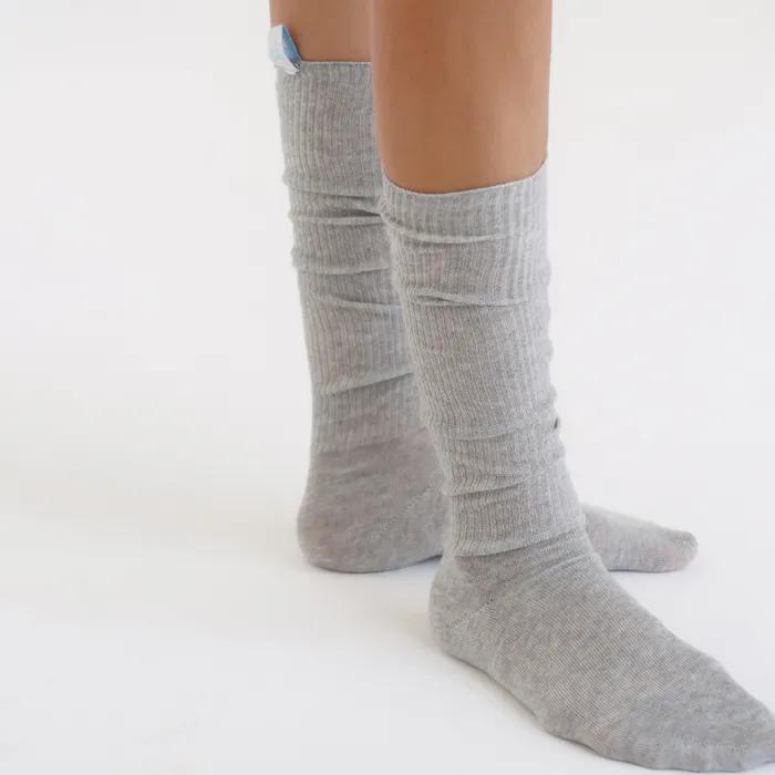 LIGHT KNEE SOCKS _ GRAY