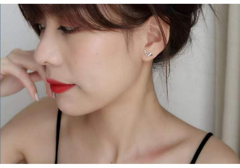 Beixi S925 Sterling Silver Rhinestone Butterfly Earrings - Women's Korean Forest Style