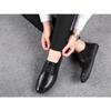 ModeSommar Brittiskt Mode Lyxläder Herr Loafers Designer Nya Mjuka Sula Affärsmäns Formella Skor Sapatos Para Hombre