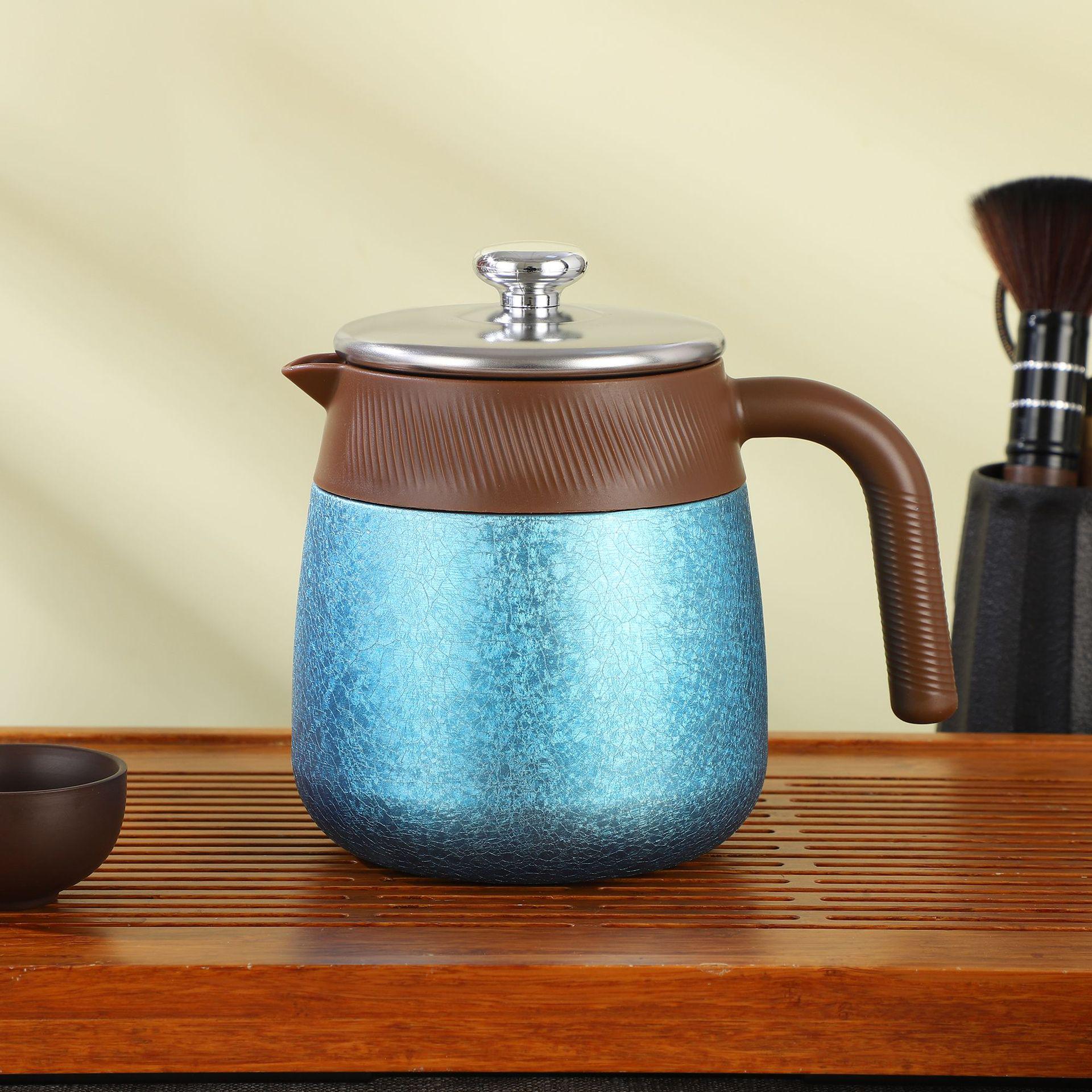 Titanium-Coated Tea Brewing & Stewing Pot - Large Capacity, Insulated, Health-Preserving with Tea-Water Separation. 700ml
