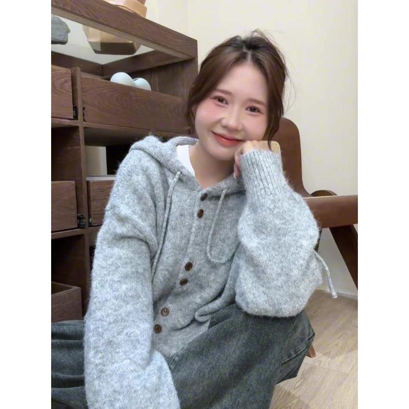 Autumn and winter new soft waxy lazy wind hooded knitted cardigan sweater women's high-end loose single-breasted coat top