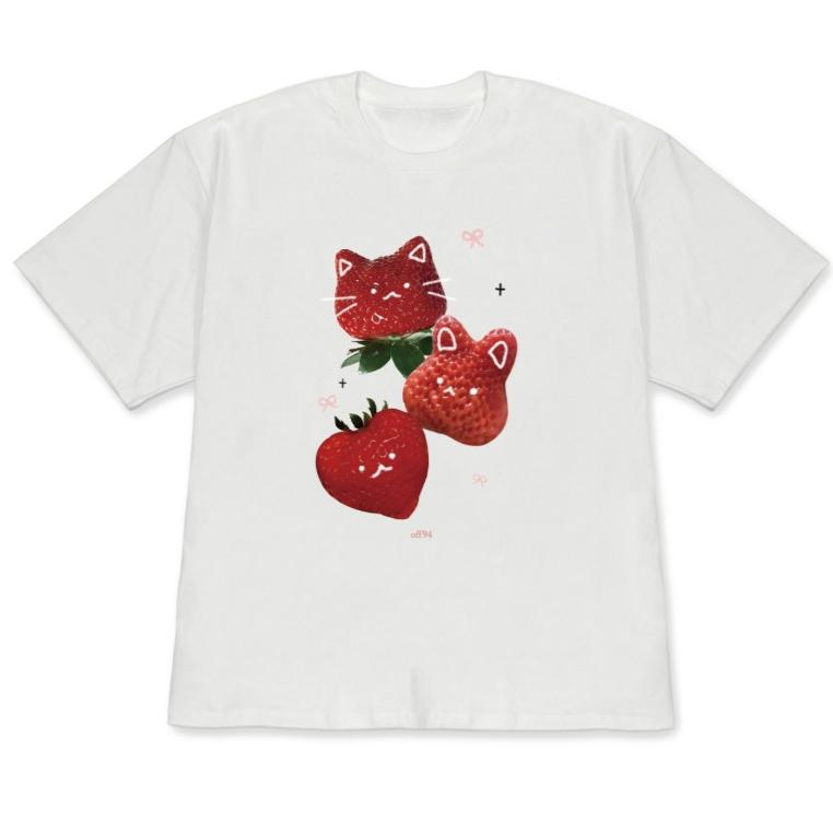 Cute Strawberry Cat Graphic TShirt Kawaii Fruit Cat Tee Casual Short Sleeve T Shirt for Unisex Women Couple Outfits Top Versatile