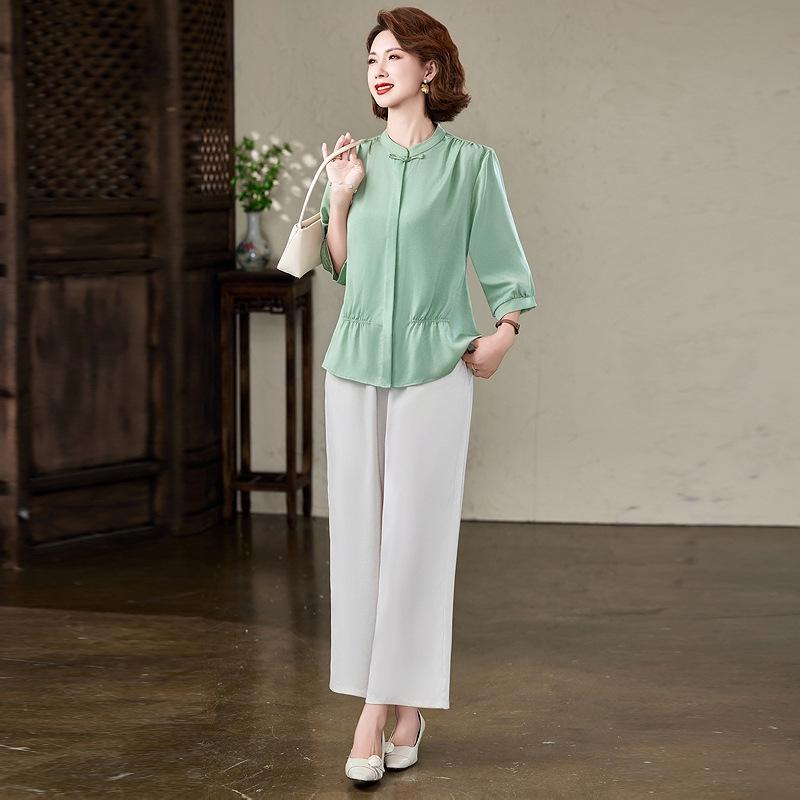 

Elegant Summer Loose-Fit Round Neck Shirt - Five-Sleeve Plain for Mothers in New Chinese Style 4XL (for 135-150 jin) зелений
