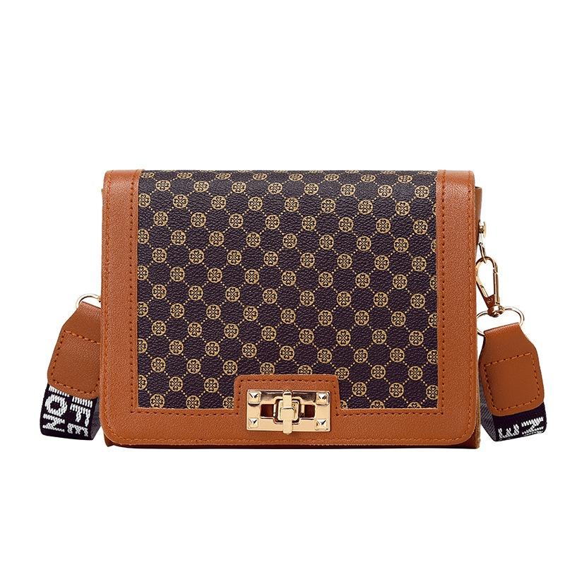 A new fashionable polka dot one-shoulder crossbody small square bag for women's bags.