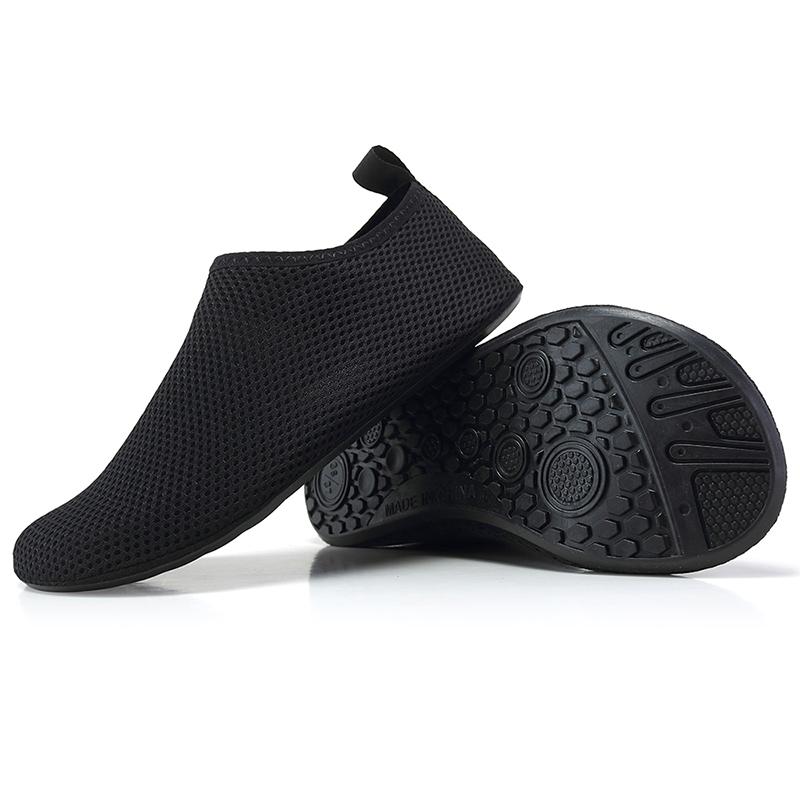2024 Couple Aqua Shoes Summer Lightweight Men Water Shoes Quick-Drying Women Beach Shoes Soft Anti-Slip Sneakers Free Shipping