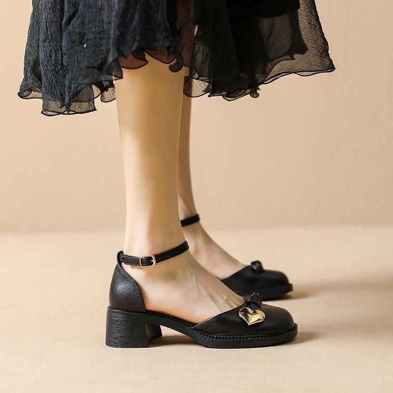 Yuexinwang leather flat for Huizhou women's shoes heels hollow cool slippers women's new summer high-heeled sandals