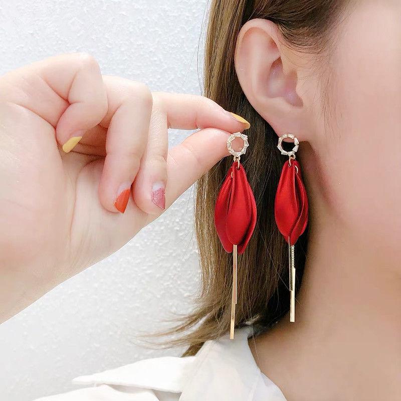 Chic European & American Tassel Earrings: Trendy, Long Dangle Design To Flatter Your Face - Versatile Statement Jewelry for Women