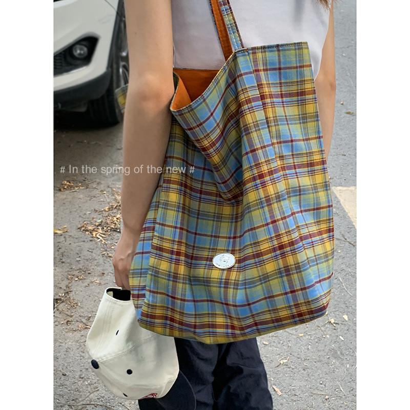Casual double-sided canvas bag Korean lazy style underarm bag women's 2025 new large-capacity plaid tote bag