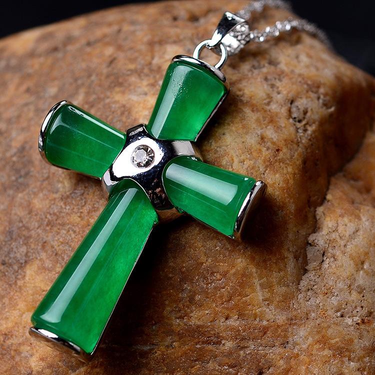 925 Sølv Halskjedesett med Chrysoprase Cross Pendant Women In Europe and The Wind Natural Green Pendant