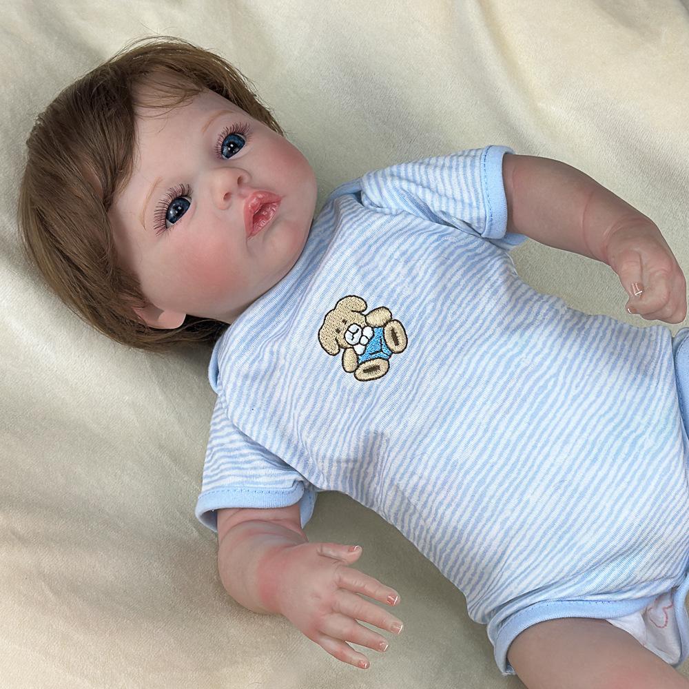 45 cm omyvatelná, realistická měkká, ručně malovaná Simulace Baby Reborn panenka Dětská hrací panenka