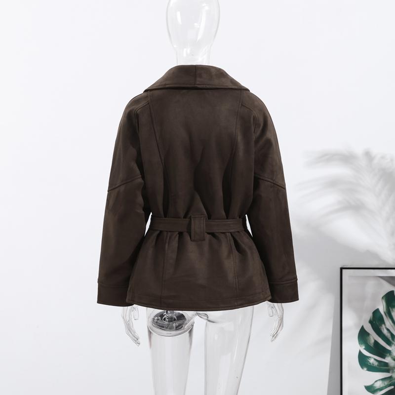 Dámská teplá semišová bunda tmavě hnědé barvy s klopami na šněrování, s dlouhým rukávem, na dojíždění, blejzr v retro britském stylu, temperamentní bunda, podzim 2025