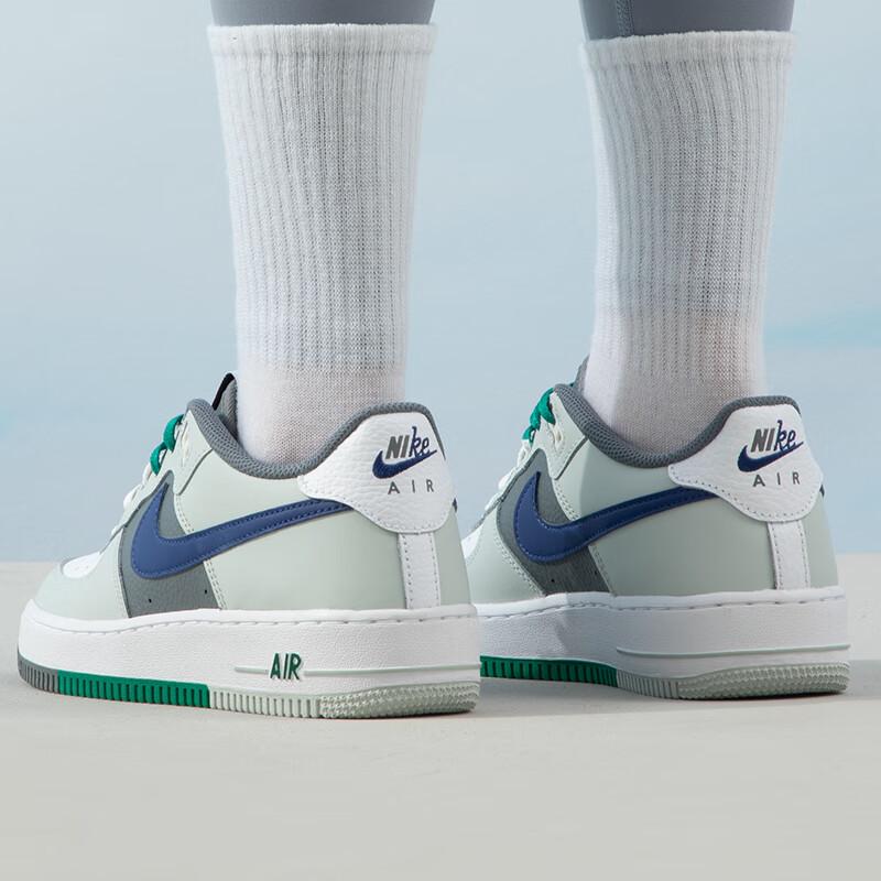 Nike Air Force 1 LV8 GS Remix - Světle zelené Dětské tenisky Stříbrná Světle stříbrná Bílá FB9035-001