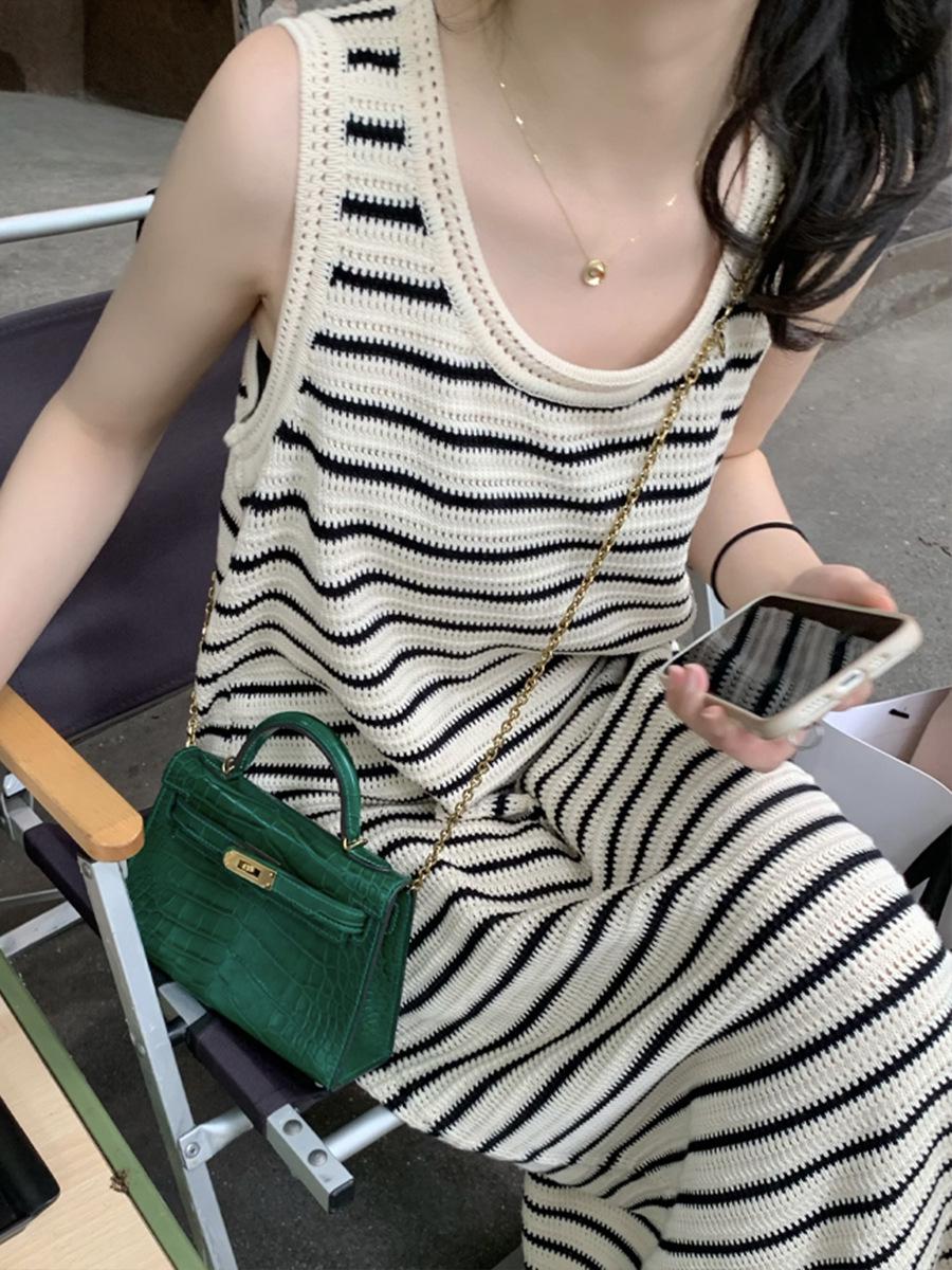 

Women s Summer 2026 Sleeveless Striped Knit Dress with Round Neck and Slit - Casual, Slimming, and Versatile. One Size