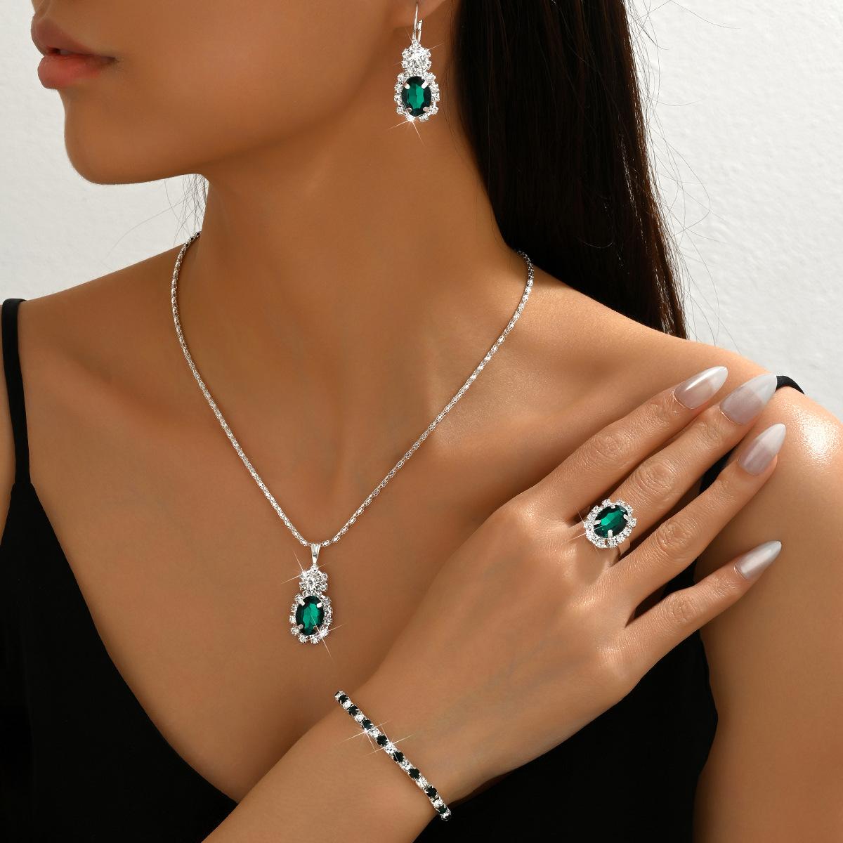 

European and American Shiny Four-piece Set with Diamonds, New Water Drop Emerald Necklace, Earrings, Bracelet Ring, Four-piece Set for Women 45CM