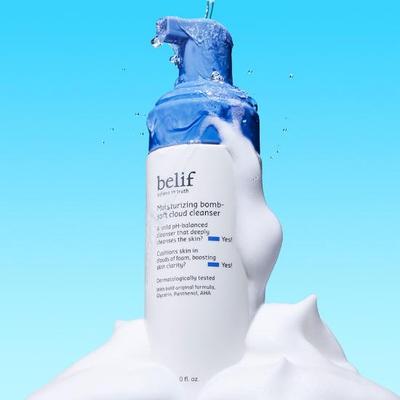 Moisturizing Bomb Soft Cloud Cleanser 150ml