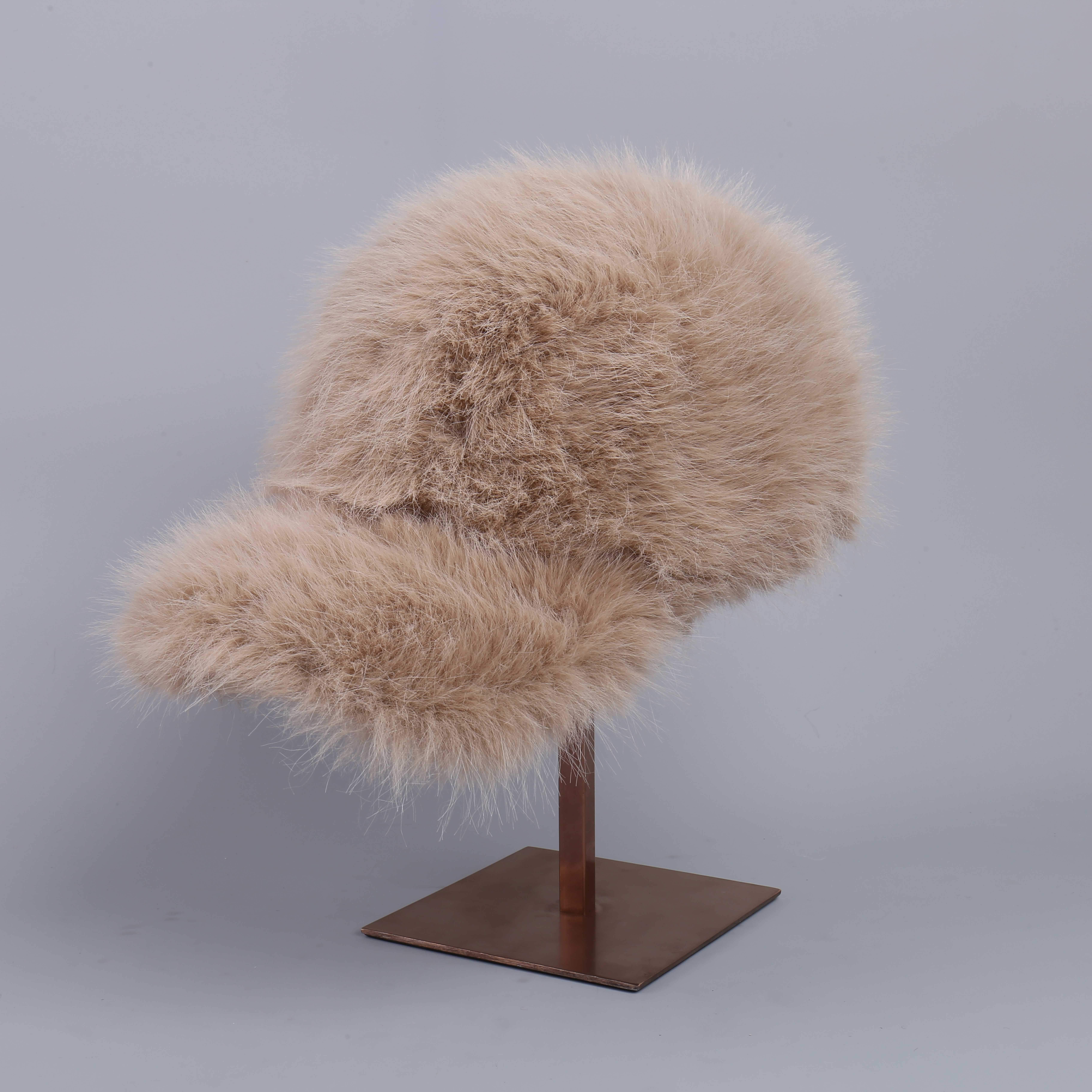 

Зимняя бейсболка из искусственного меха для мужчин и женщин - теплая плюшевая шапка, повседневная одежда для отдыха на открытом воздухе, новый блестящий плюшевый стиль для осени и зимы чёрный