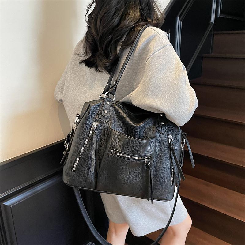 Retro Chic Women Pu Bag With Large Size And Multiple Shoulder Straps For Everyday Carry