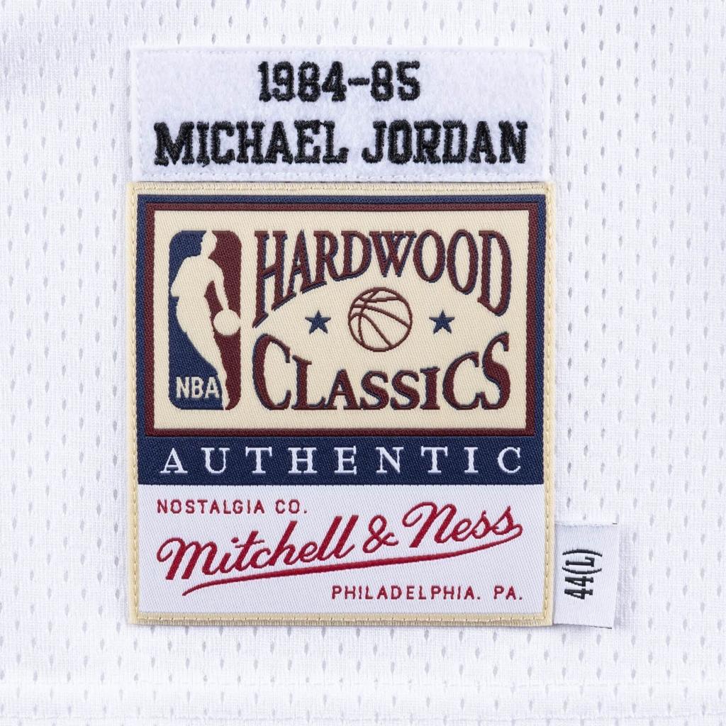Mitchell & Ness NBA AU 84-85 23 Men's AJY4CP18187-CBUWHIT84MJO