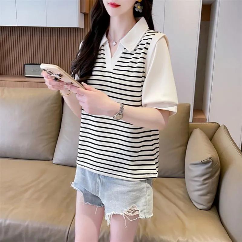 

Женская весенне-летняя полосатая блузка-топ с воротником-поло и коротким рукавом M бежевый